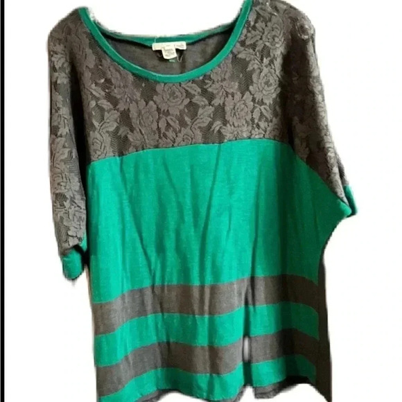 Derek Heart Green Boxy 3/4 Sleeve Top - Picture 1 of 3